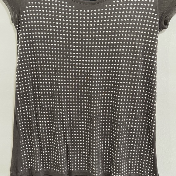 International Concepts shirt, top gray sz petite (maybe PM)with rhinestones EUC - Picture 3 of 12